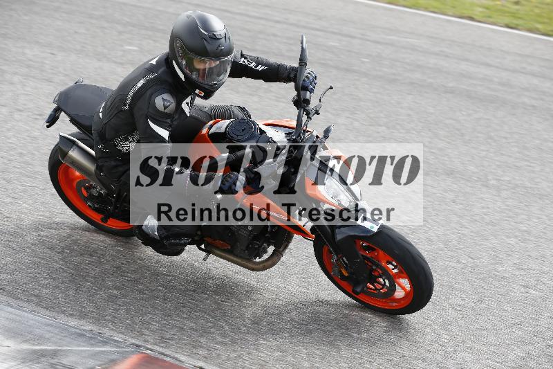 Archiv-2025/10 23.04.2025 Cornu Master School ADR/gruen-vert/1